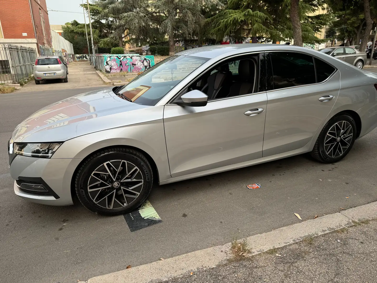 Skoda Octavia Octavia IV 2020 Berlina 1.5 g-tec Style 130cv dsg Argento - 1