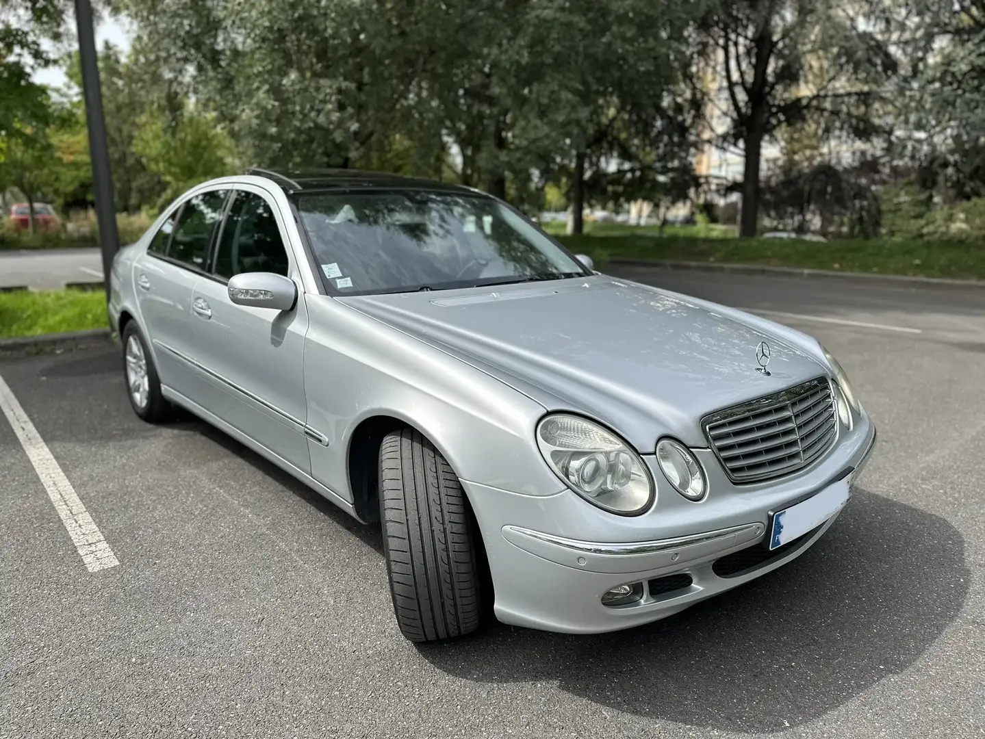 Mercedes-Benz E 280 Mercedes Classe E 280 Elégance V6 2005 BVA Argent - 1