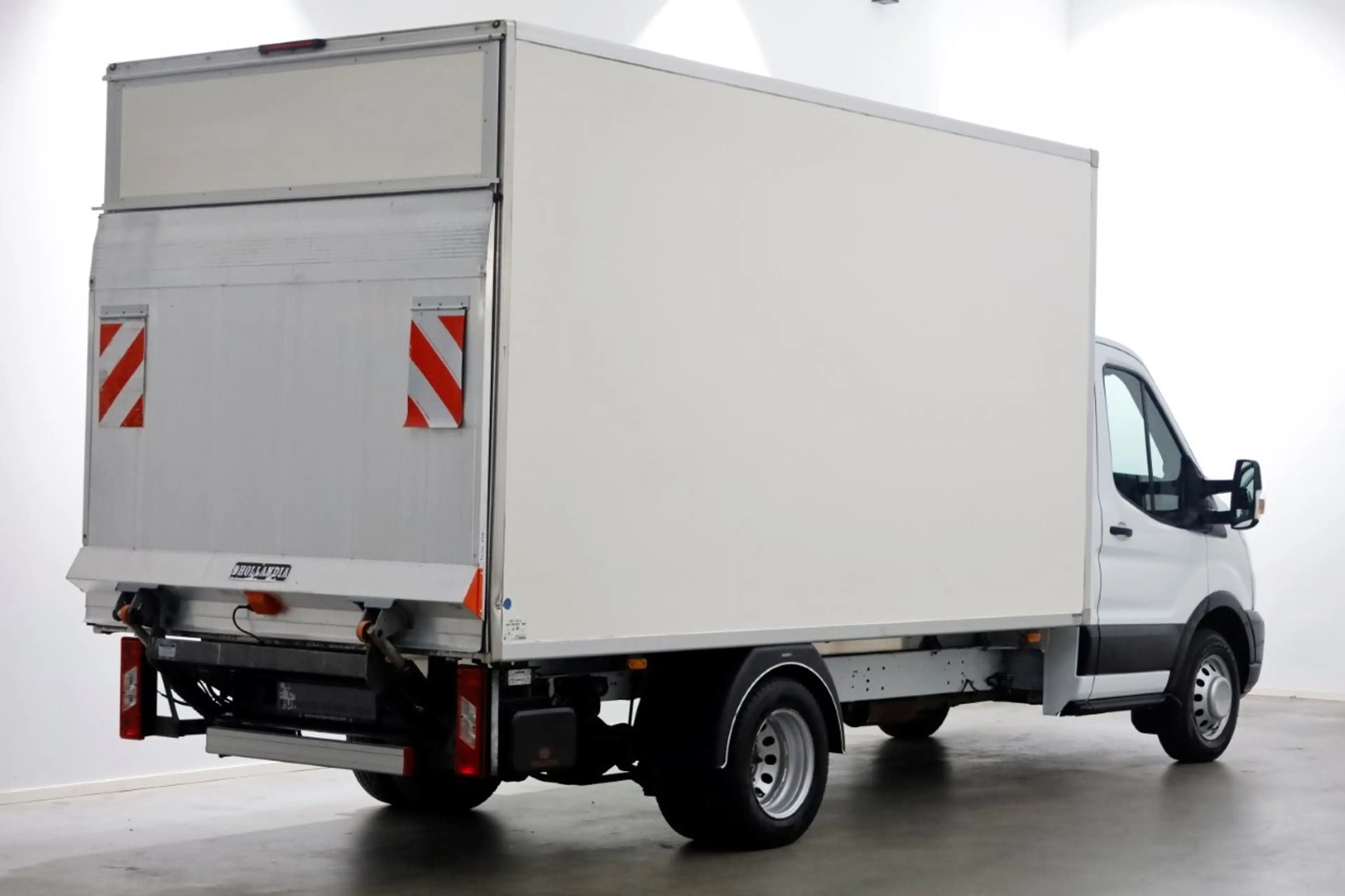 Ford Transit 350 2.0 TDCI 130pk Trend Dubbel Lucht Bakwagen met — photo 2