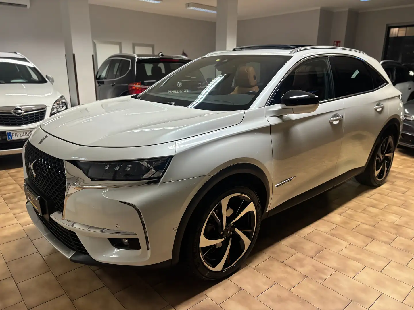 DS Automobiles DS 7 Crossback 1.6***OPERA***UNICOPRO* Blanc - 1