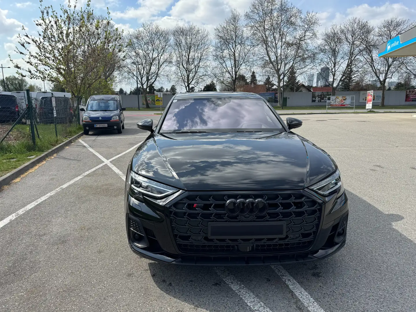 Audi S8 4.0 TFSI quattro Schwarz - 2