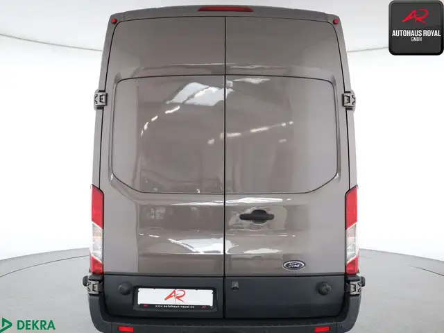 Ford Transit view 5