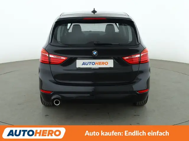 BMW 2 Series view 5