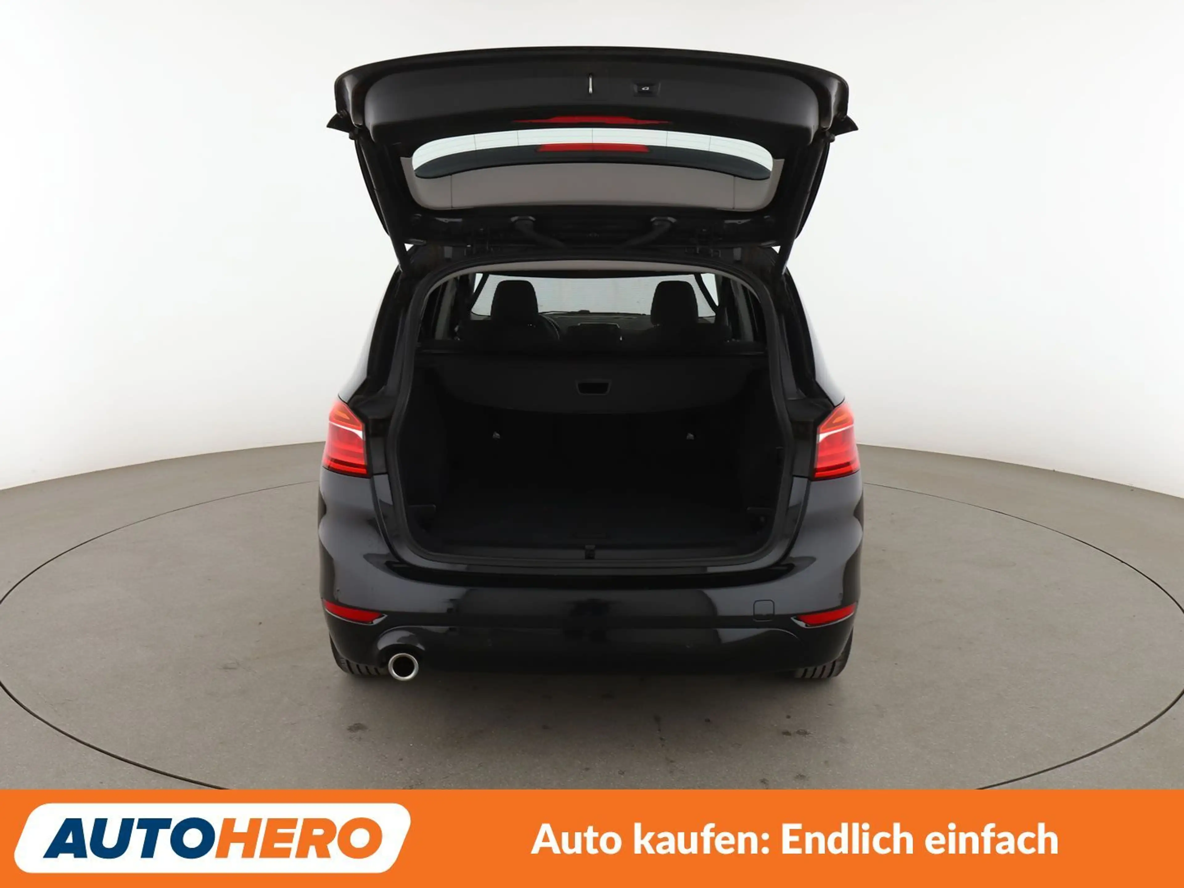 BMW 216 216i Gran Tourer Advantage*NAVI*LED*TEMPO*PDC*SHZ* — photo 16