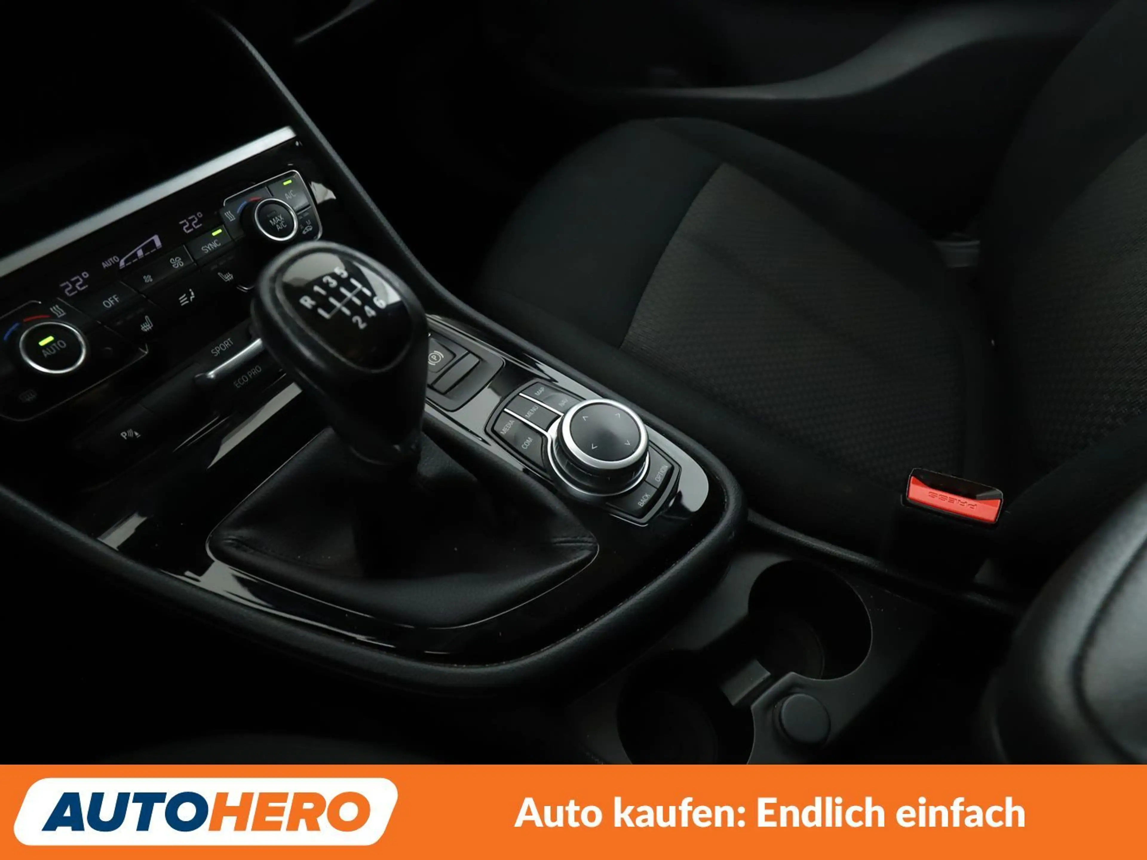 BMW 216 216i Gran Tourer Advantage*NAVI*LED*TEMPO*PDC*SHZ* — photo 24