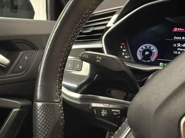 Audi Q3 — photo 20