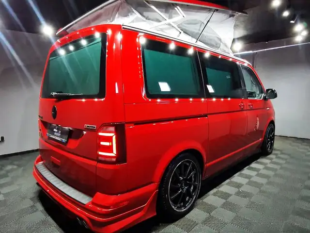 Volkswagen T6 California view 4