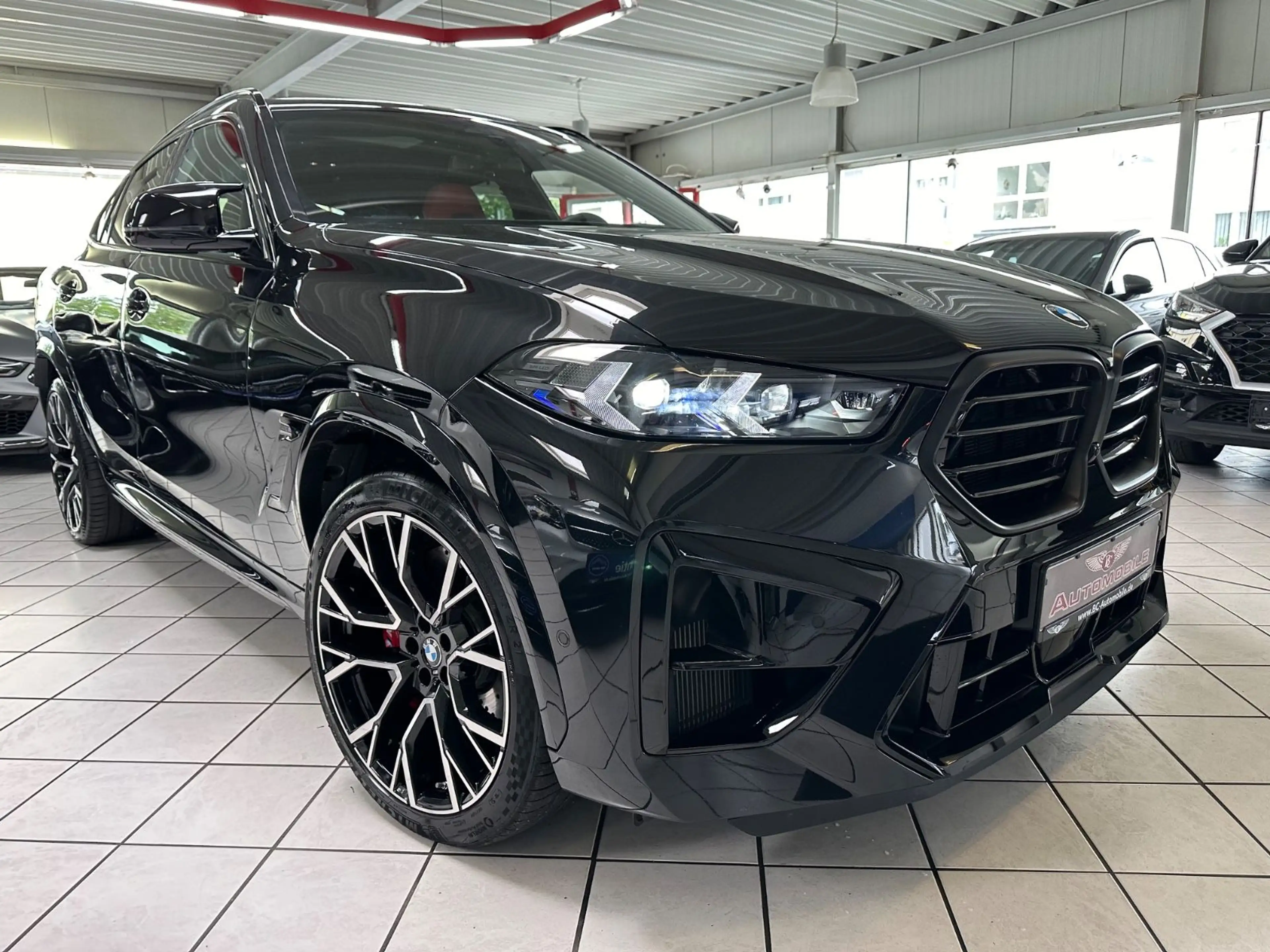 BMW X6 M Competition MASSAGE SKY PANO SOFTCLOSE — photo 3