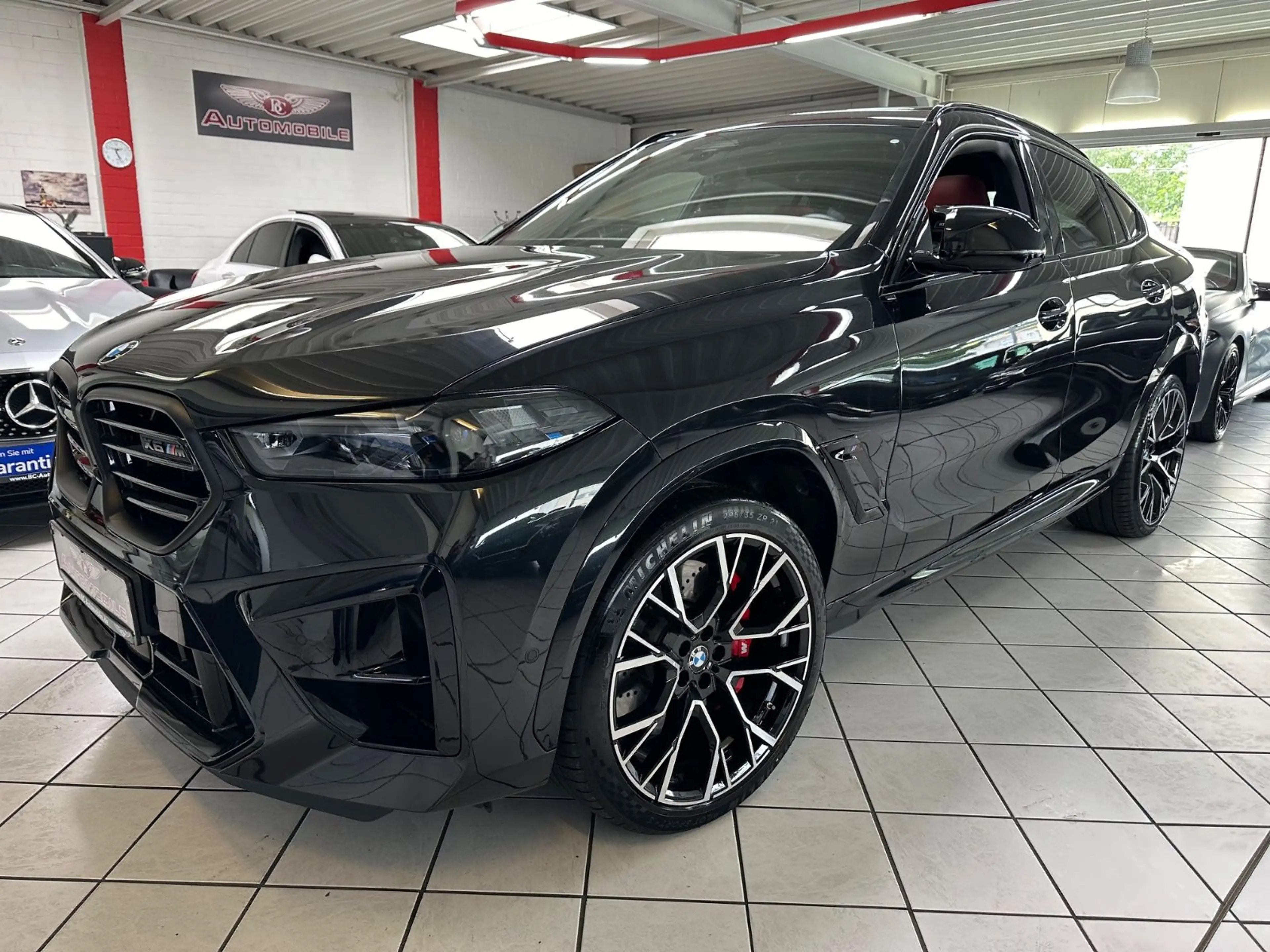 BMW X6 M Competition MASSAGE SKY PANO SOFTCLOSE — photo 2