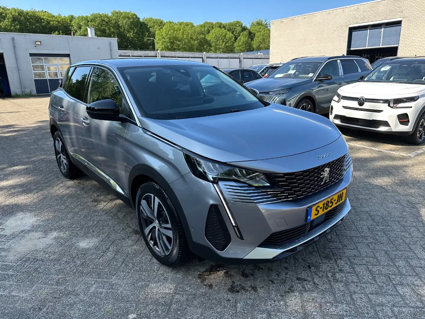 Peugeot 3008 1.2 PureTech Allure | Achterbank in delen neerklap Gris - 2