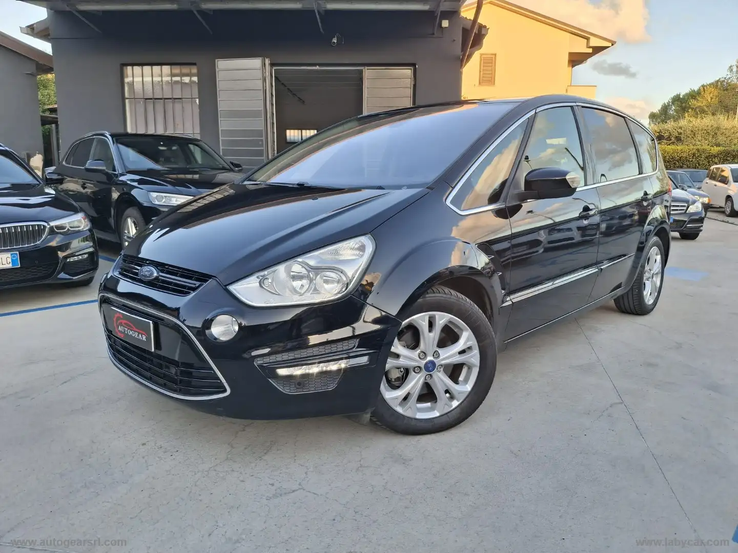 Ford S-Max S-MAX 2.0 TDCi 163 CV Pow. New Titanium AUT. Noir - 1