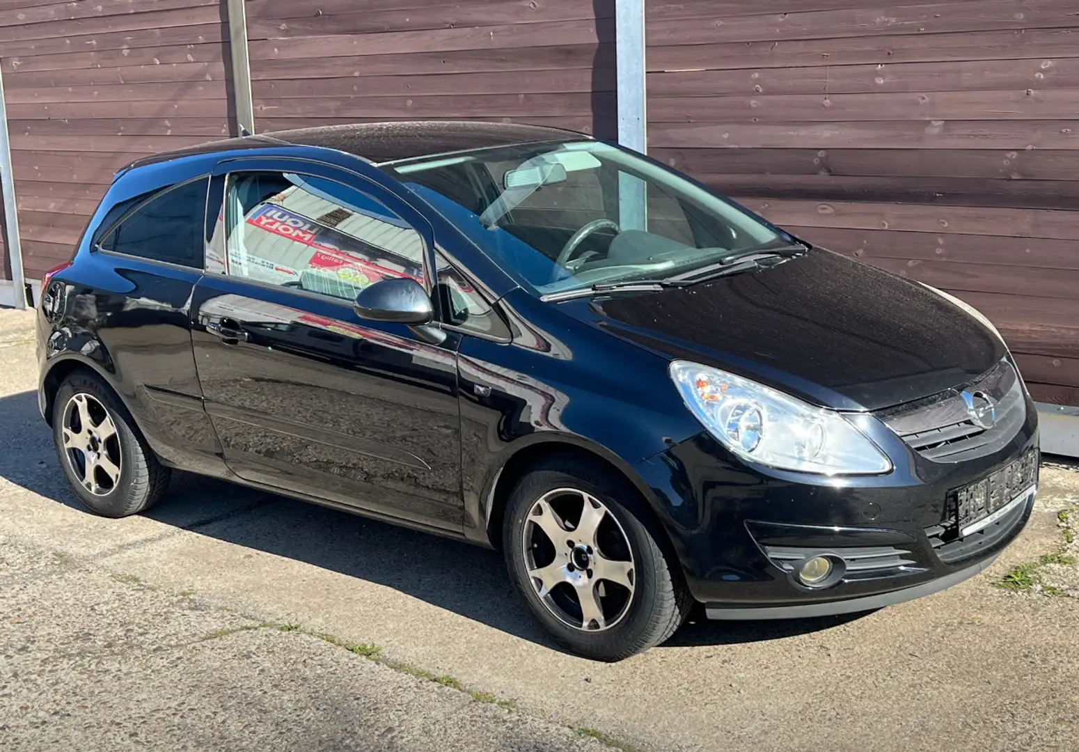Opel Corsa 1.2 16V Cosmo - 1