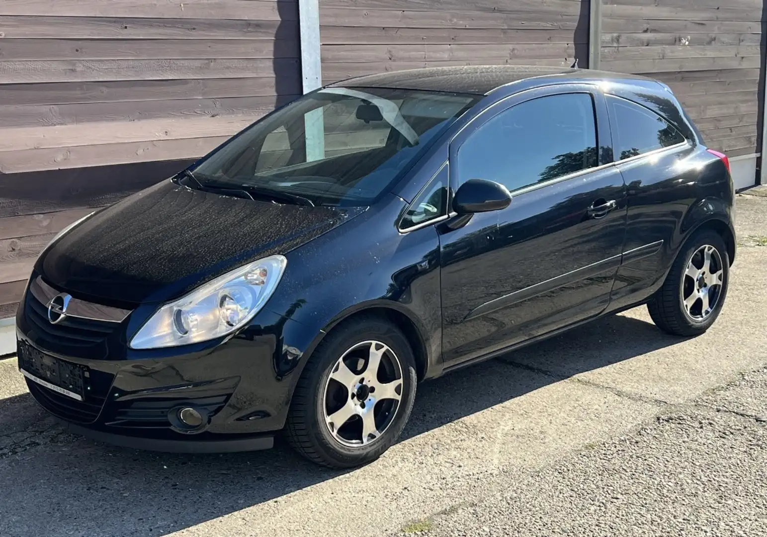 Opel Corsa 1.2 16V Cosmo - 2