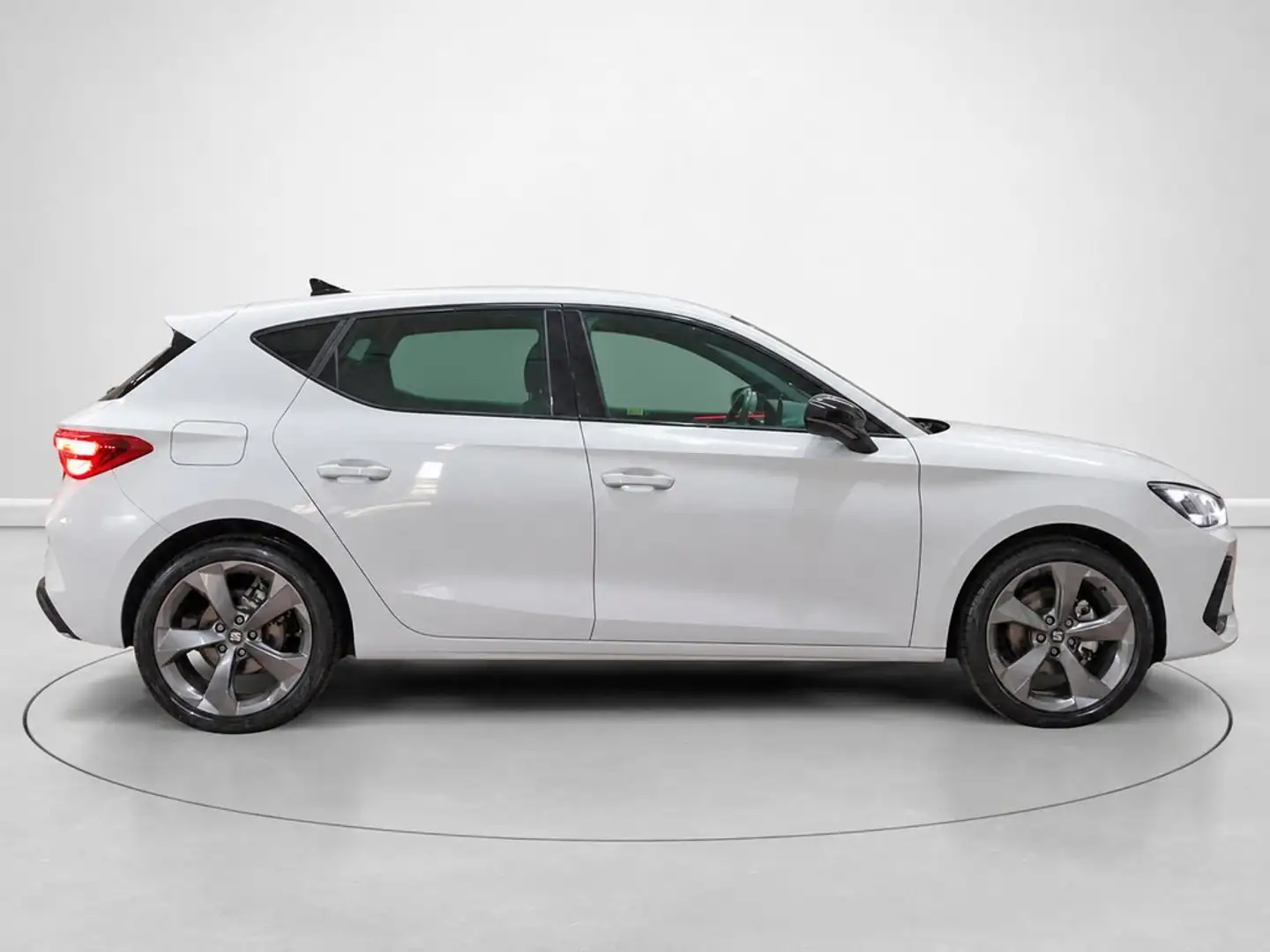CUPRA Leon 1.5 eTSI 110 DSG Blanco - 2