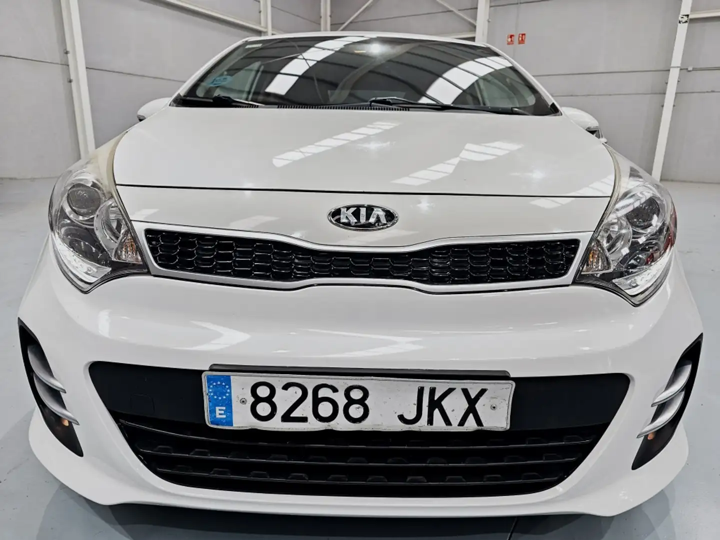 Kia Rio 1.2 CVVT Eco-Dynamics x-Tech Blanc - 2
