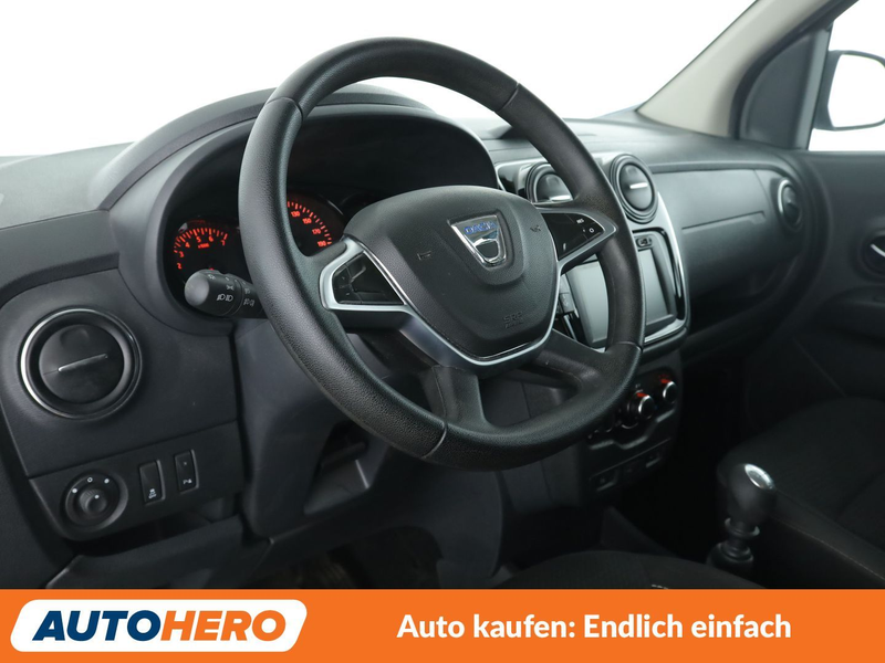 Dacia Lodgy 1.3 TCe Comfort *TEMPO*CAM*PDC*KLIMA* — photo 11