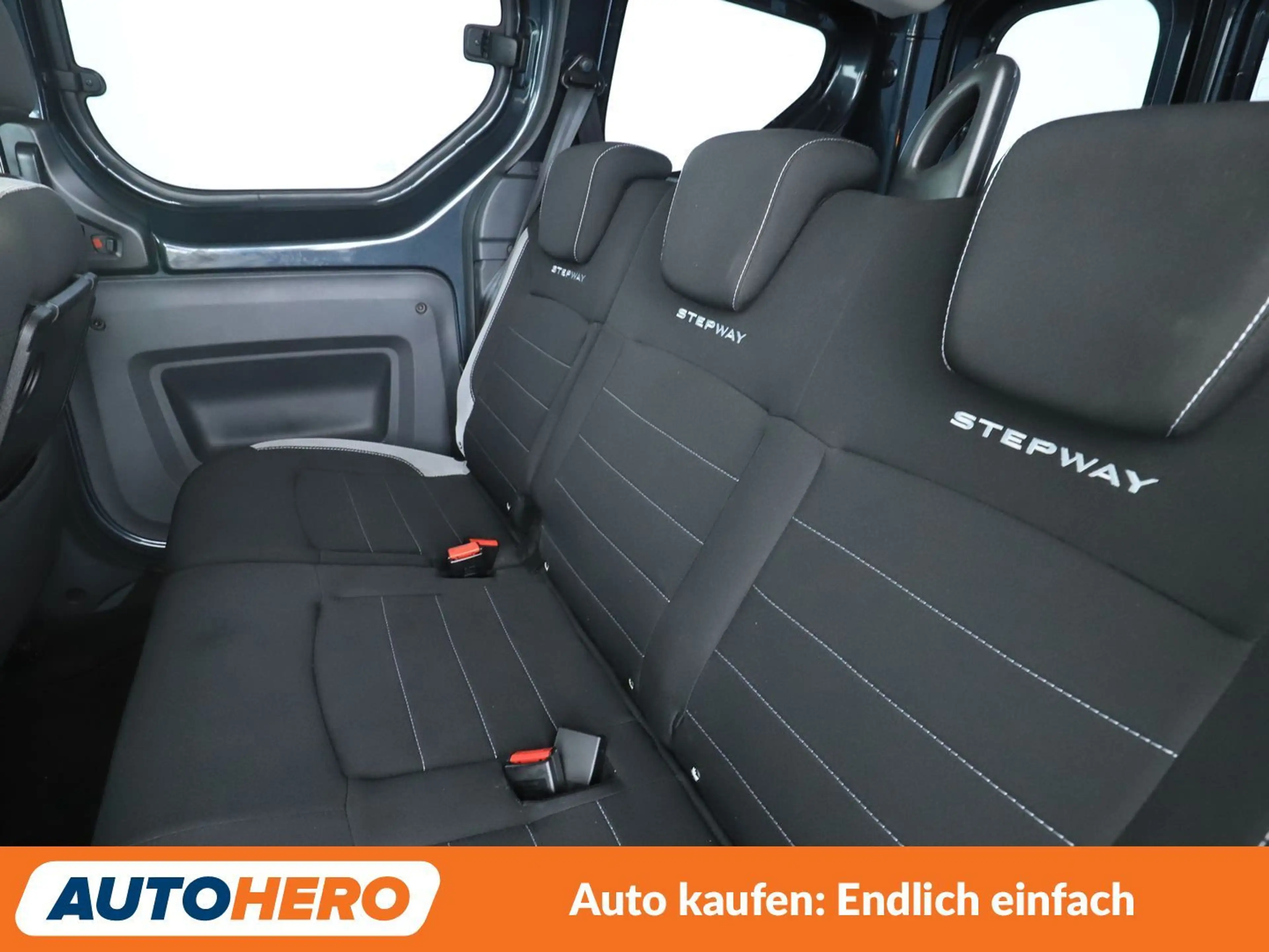 Dacia Dokker 1.2 TCe Stepway*NAVI*PDC*KLIMA*TEMPO*GARANTIE* — photo 14