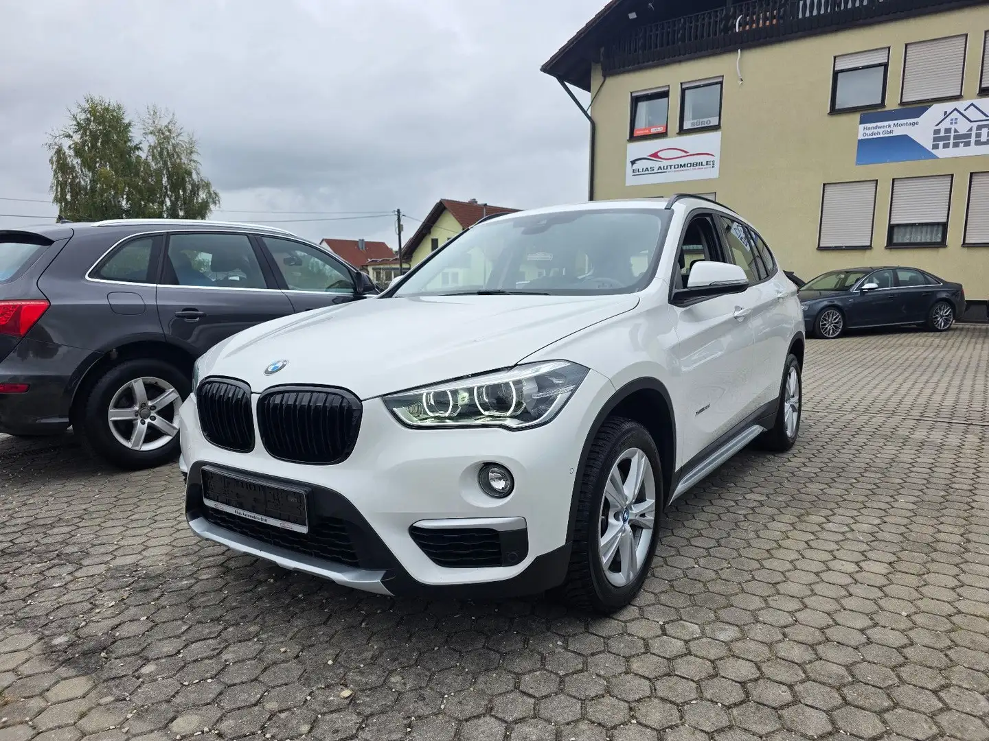 BMW X1 Baureihe X1 xDrive 20 i xLine /TÜV NEU Weiß - 1