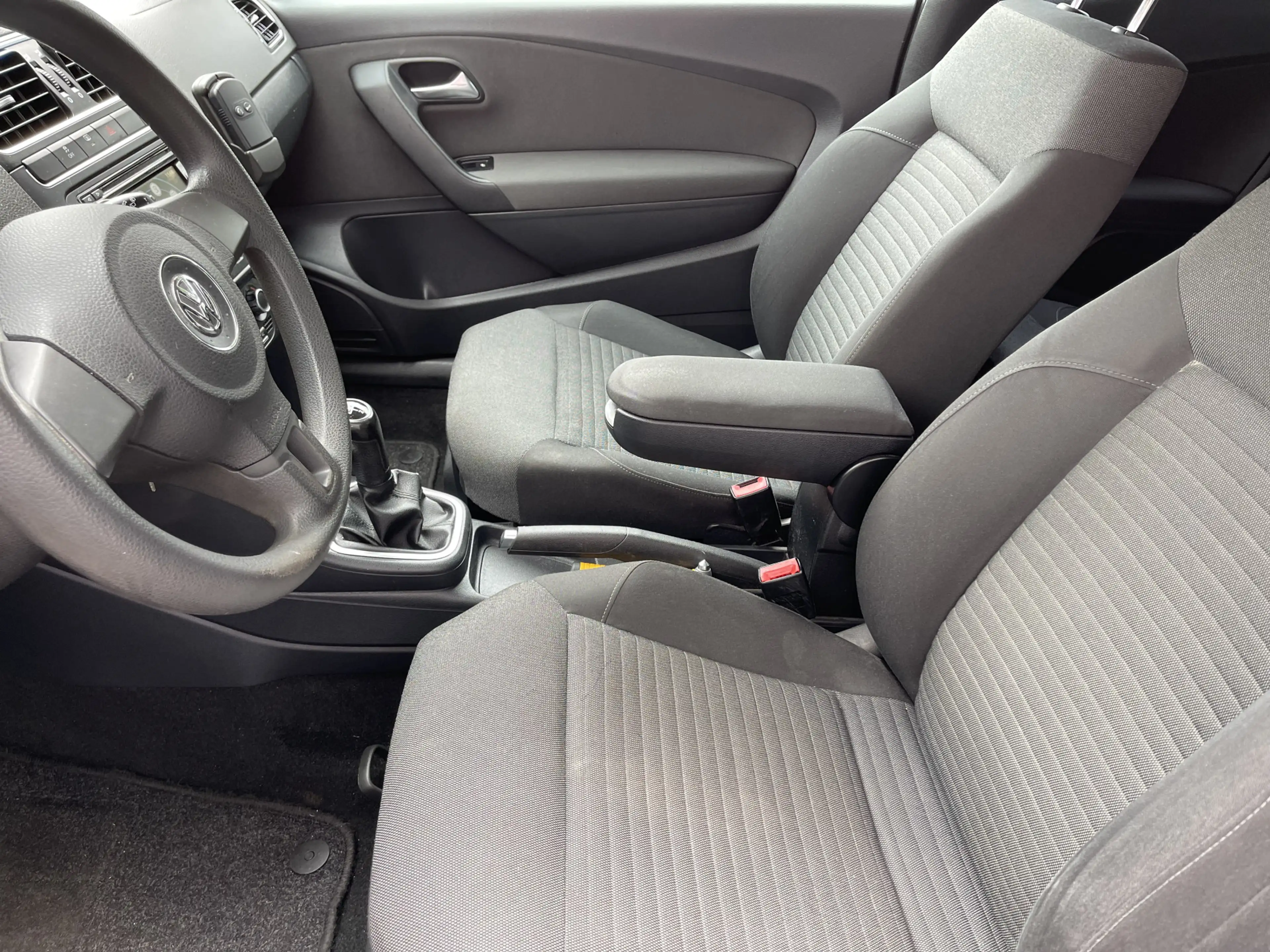 Volkswagen Polo 1.2-12V BlueMotion Comfortline Navi.Clima.Cruise.L — photo 24
