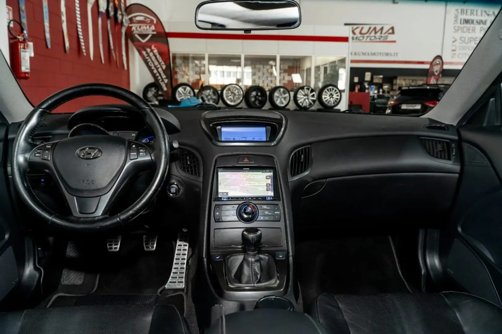 Hyundai Genesis 2.0 Turbo Sport 213cv 1pr tetto/19"/navi/pelle.... crna - 2