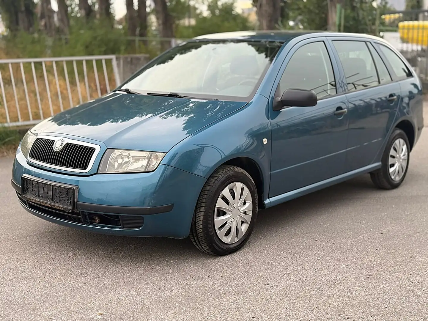 Skoda Fabia Combi Comfort 1,9 SDI***Wunderschöner Zustand**... Grün - 1