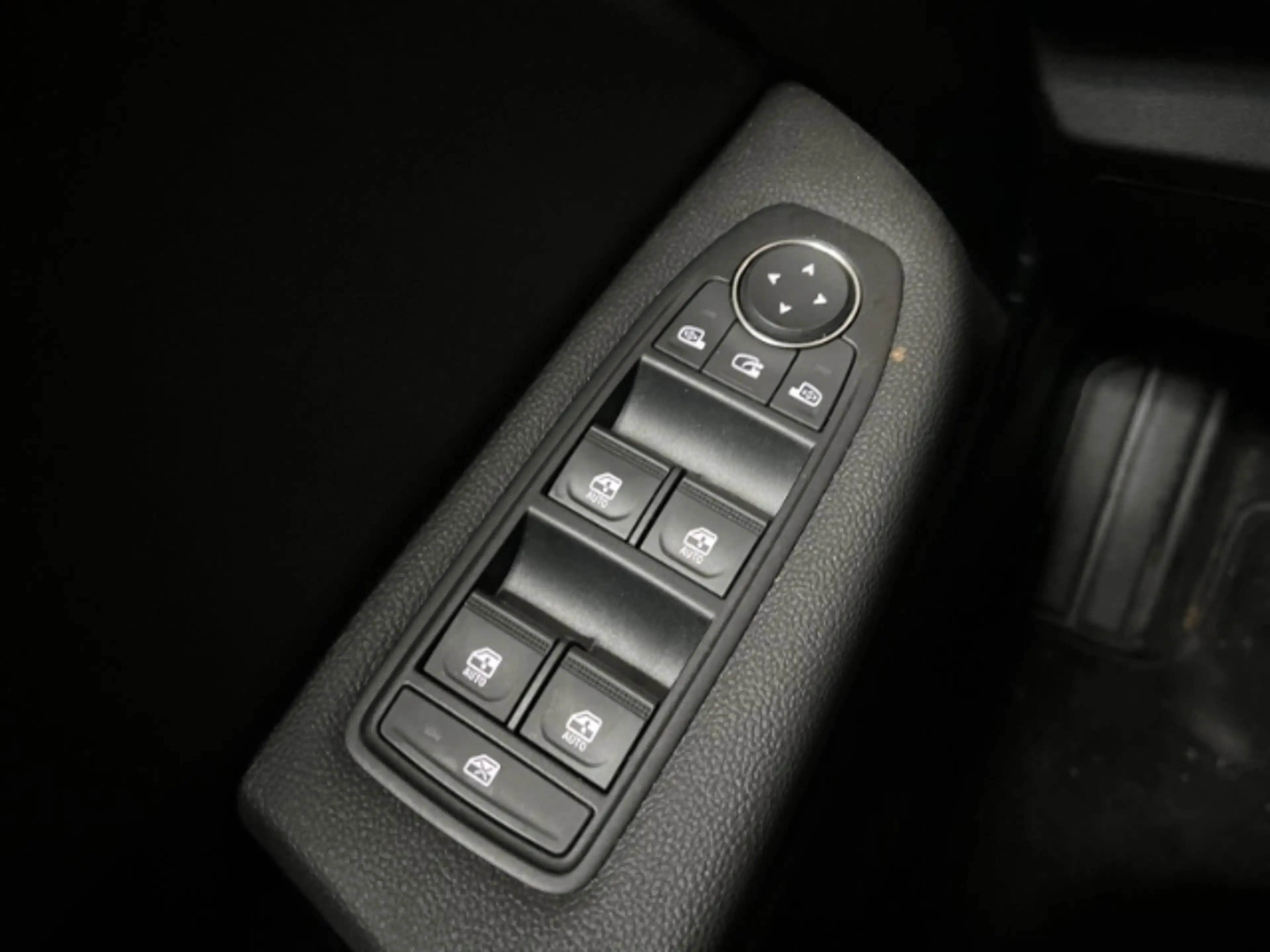 Renault Clio V 1.0 TCe 90 Evolution Navi+Sitzheizung+Rückfahrka — photo 15