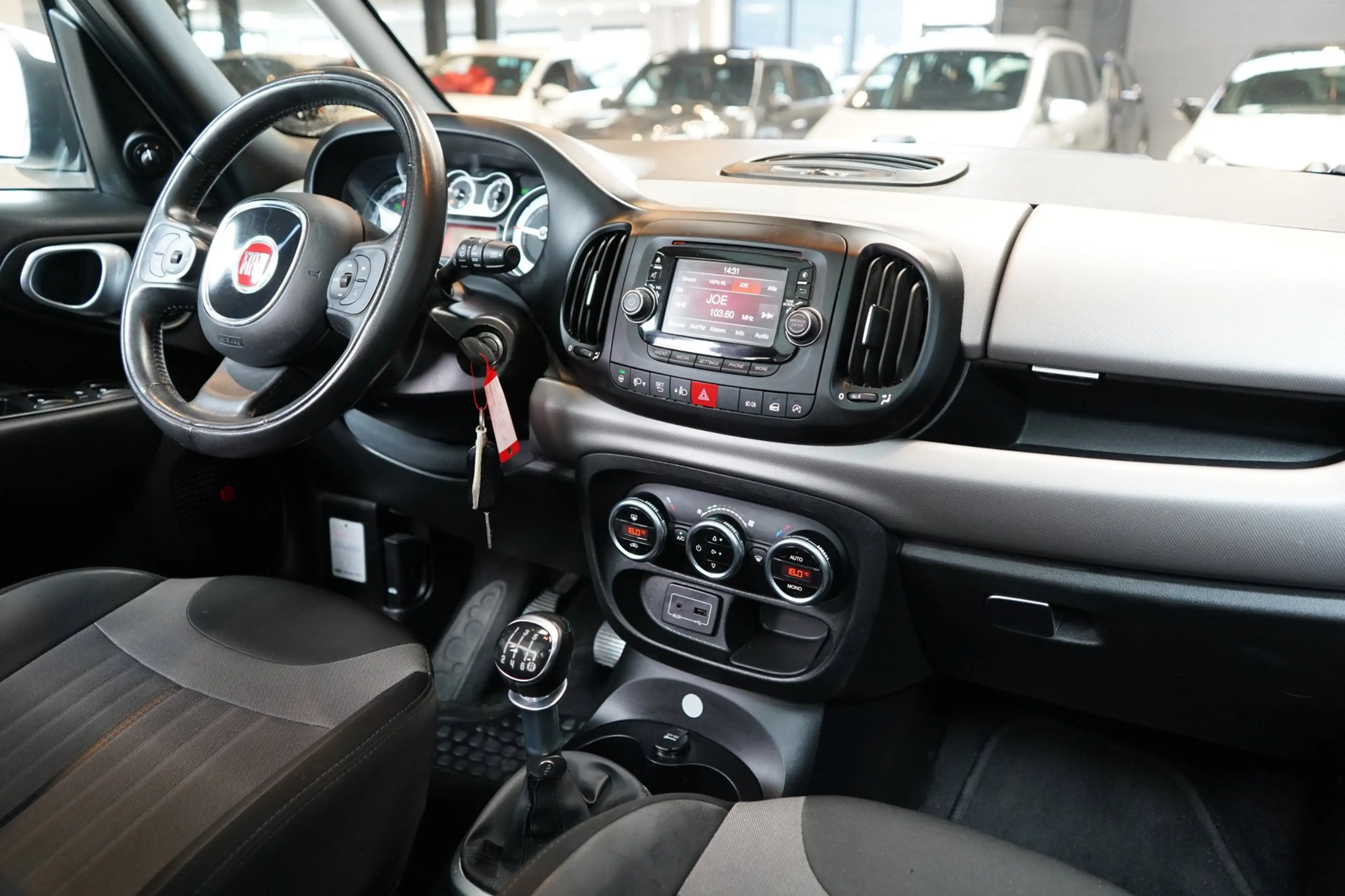 Fiat 500L Living 0.9 TwinAir PopStar | AIRCO | TREKHAAK | ST — photo 16