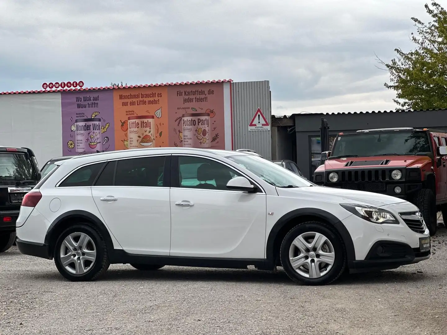 Opel Insignia 2.0CDTI Country Tourer Sport 4x4 **Finanzierung** Weiß - 1