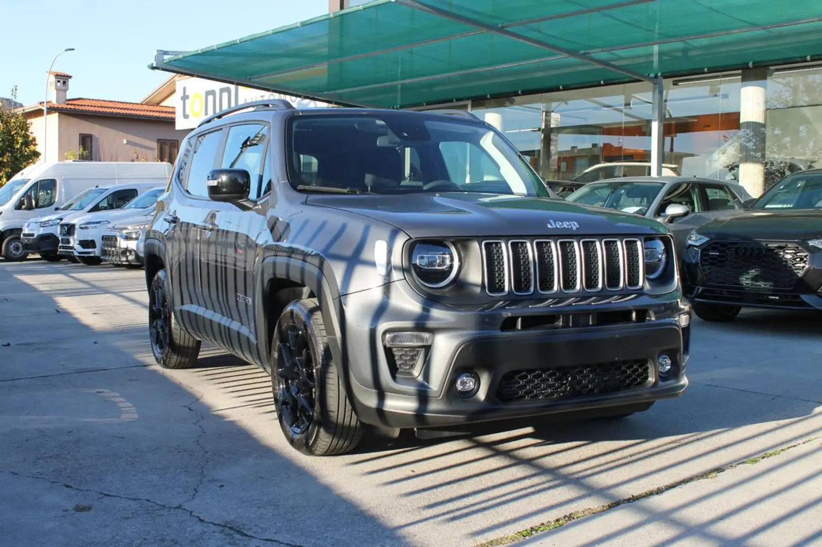 Jeep Renegade 1.6 Mjt Limited 2wd 130cv *Led*Navi* Gris - 1