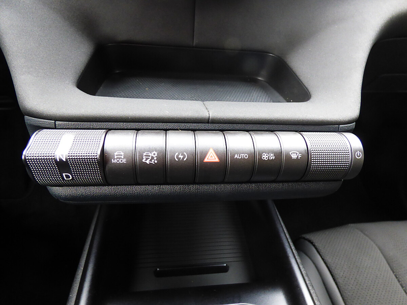 BYD Dolphin 60,4 kWh Comfort Österreich Paket — photo 15
