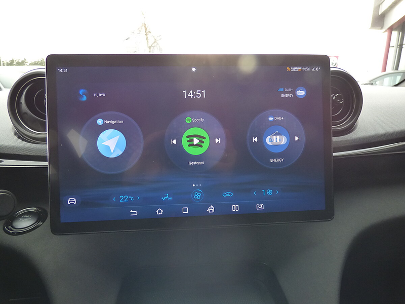 BYD Dolphin 60,4 kWh Comfort Österreich Paket — photo 11