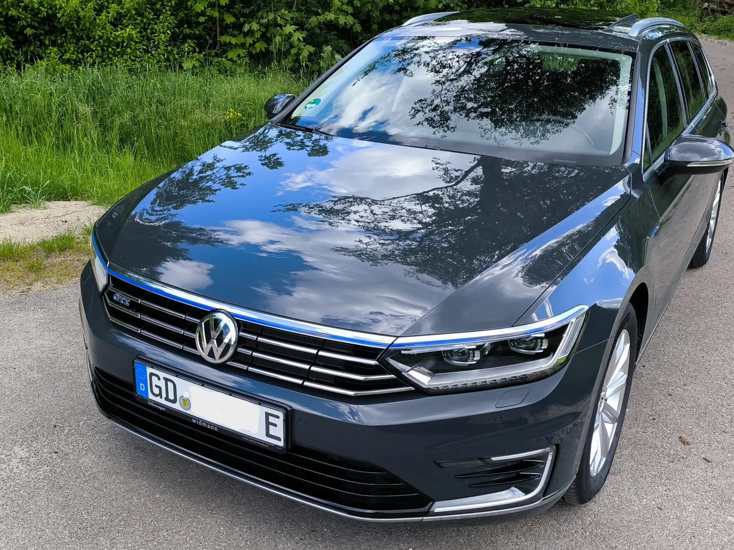 Volkswagen Passat Variant Passat Variant 1.4 TSI Plug-In-Hybrid DSG GTE Grau - 2
