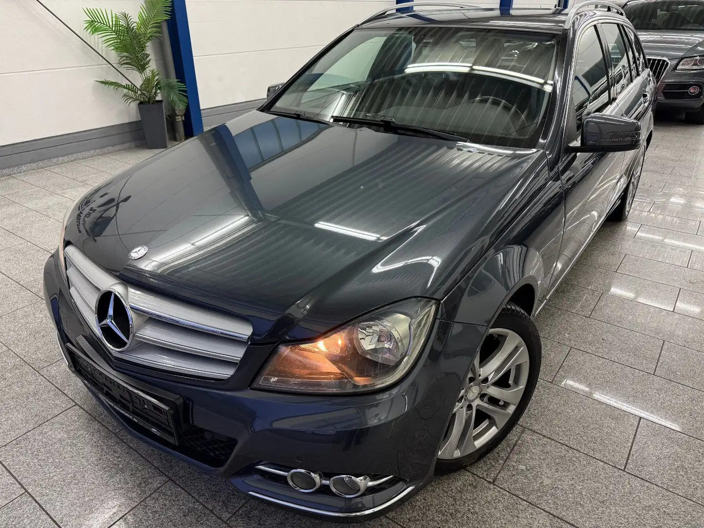Mercedes-Benz C 220 T CDI*AUTOM*AVANTG*TMP*KAMR*PTS*NAVI*LEDER Gris - 1