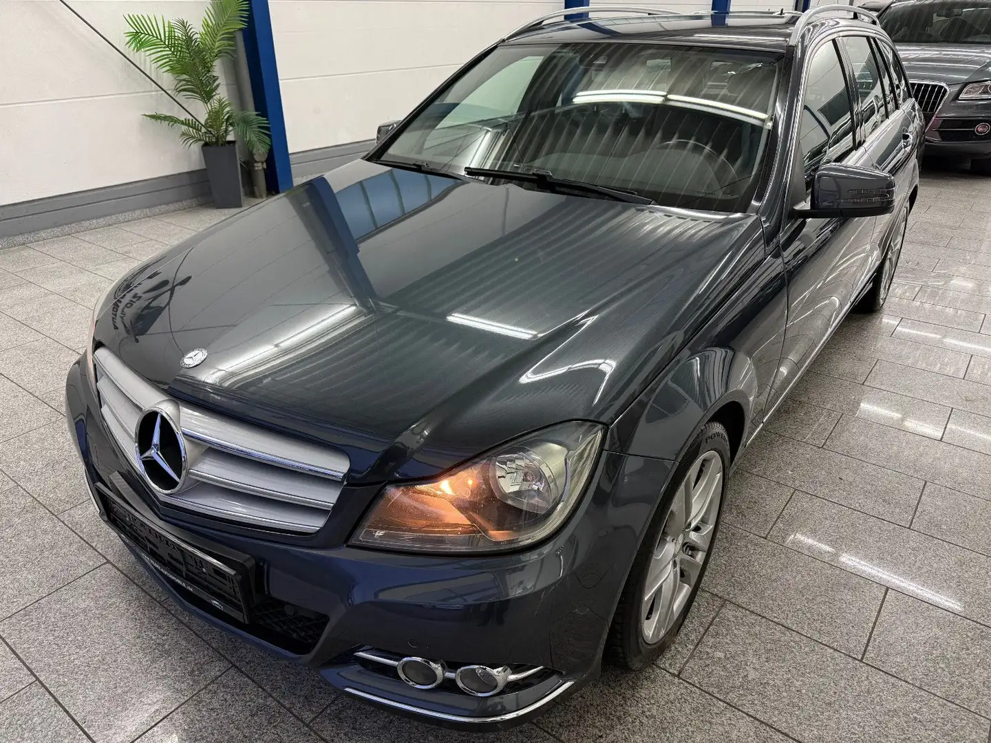 Mercedes-Benz C 220 T CDI*AUTOM*AVANTG*TMP*KAMR*PTS*NAVI*LEDER Gris - 2