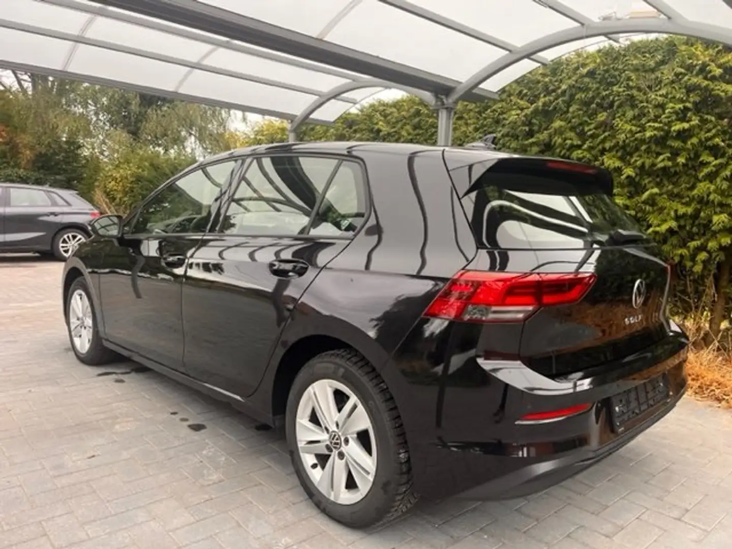 Volkswagen Golf Golf 1.0 cc 110 pk Benzine ,//50393 km//Alu.V , Noir - 2
