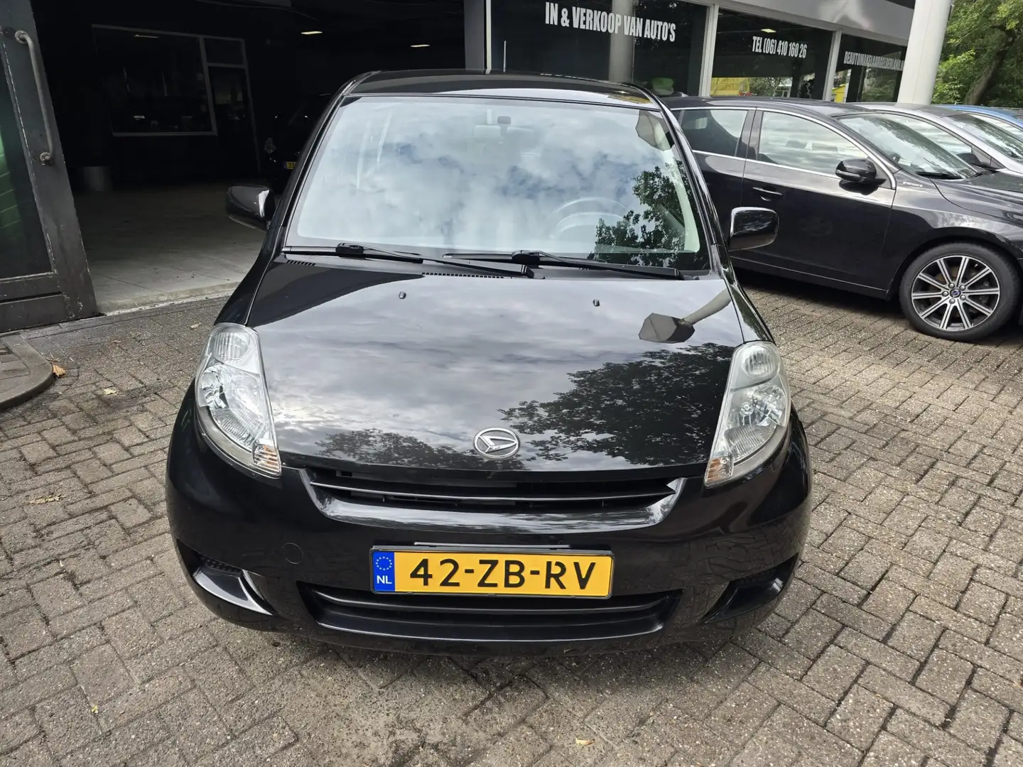 Daihatsu Sirion 2 1.0-12V Premium | 1E EIGENAAR |3/6 OF 12MND GARA Schwarz - 2