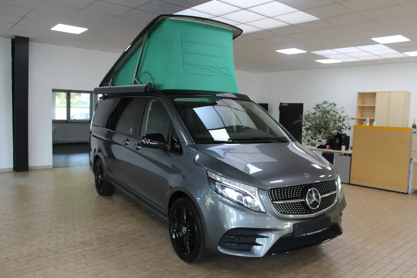 Mercedes-Benz Marco Polo V300 ArtVenture 4-Matic Küche AMG 2x STHZ *SHD Šedá - 1