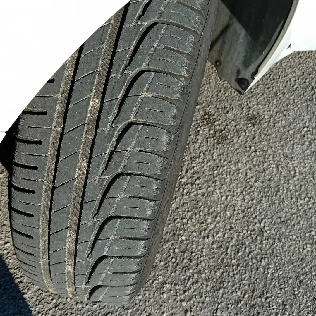 Peugeot 208 208 5p 1.0 vti 16v Access gpl 95cv Biały - 2