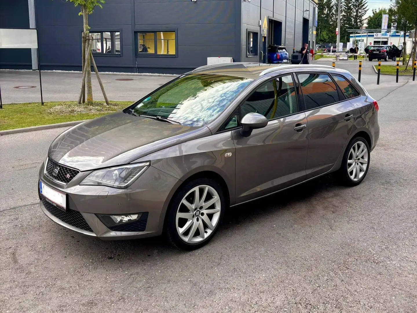 SEAT Ibiza Ibiza ST FR 1,2 FR Grau - 1