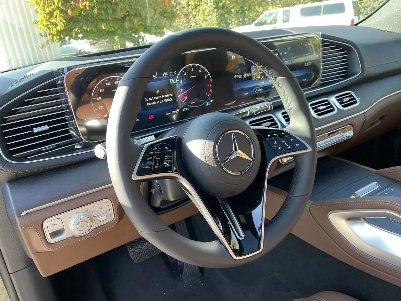 Mercedes-Benz GLE снимка Mercedes-Benz GLE