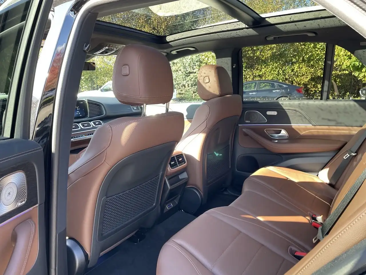 Mercedes-Benz GLE снимка Mercedes-Benz GLE