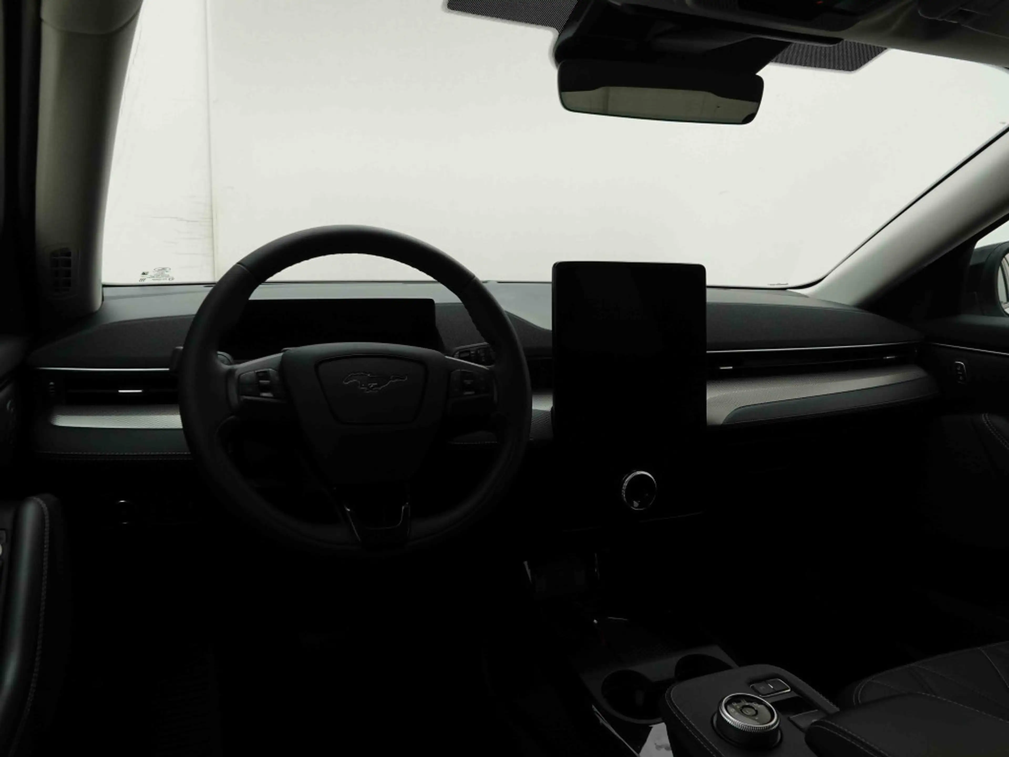 Ford Mustang Mach-E 72 kWh 294pk | 470 Km Range | GPS | Leather | Camera | LED | Keyless — photo 8