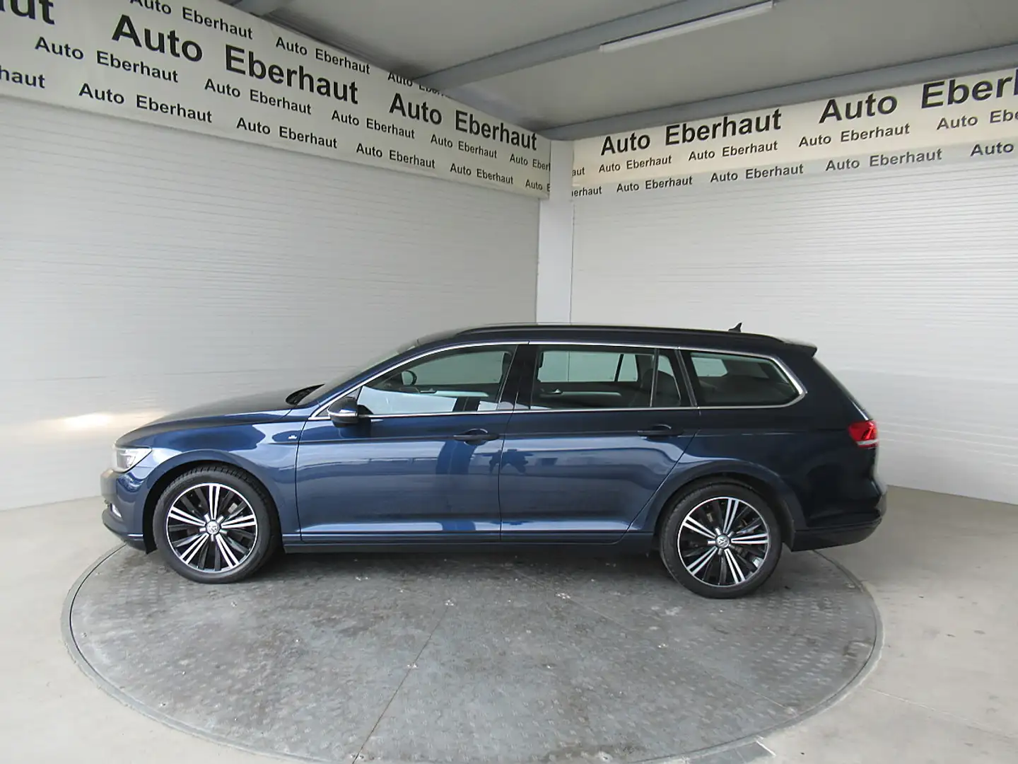 Volkswagen Passat Comfortline 1,6 TDI DSG *ACC *Massagesitze *Nav... Blau - 2