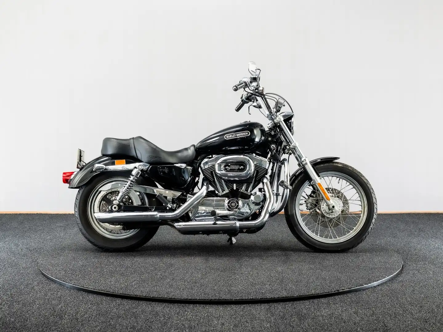 Harley-Davidson XL 1200 XL1200C Zwart - 2