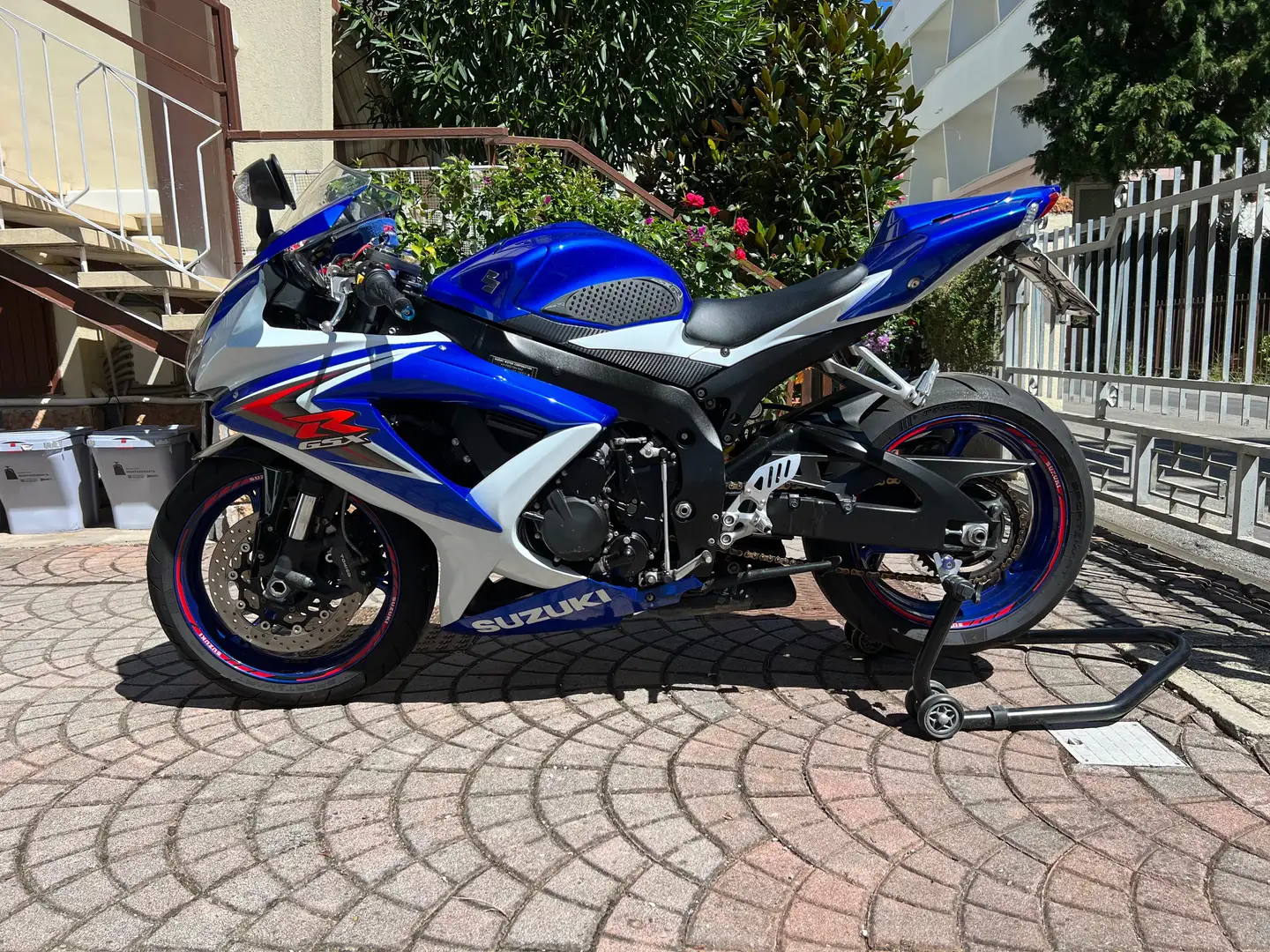Suzuki GSX-R 750 K8 Blu/Azzurro - 2