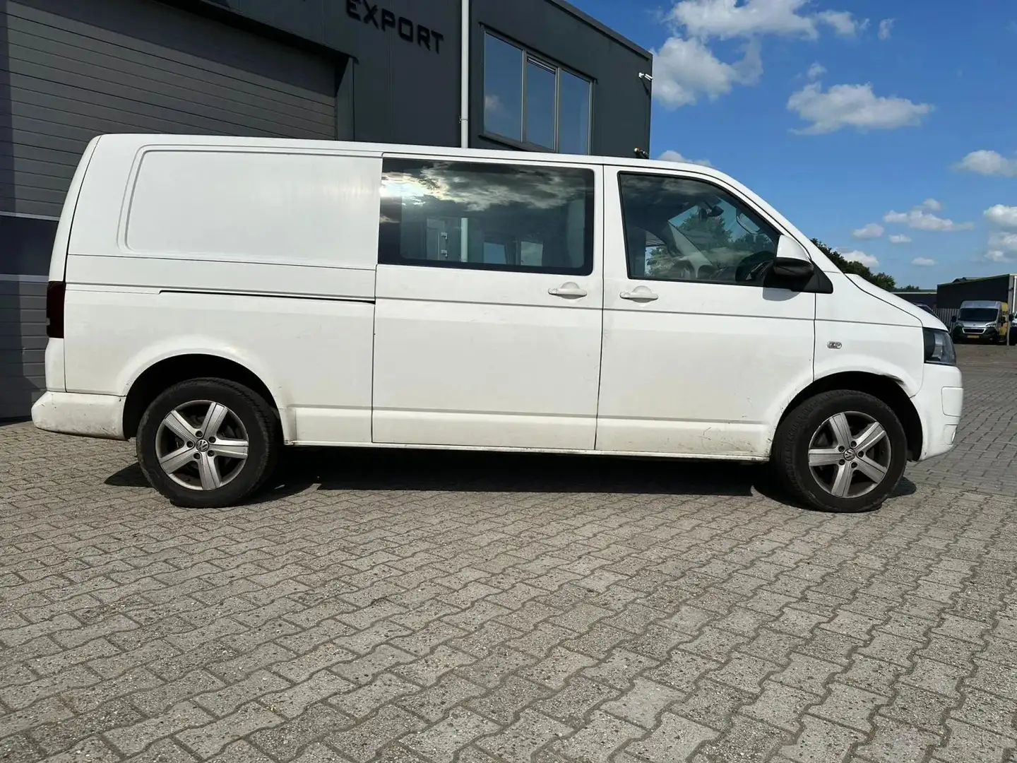 Volkswagen Transporter AUTOMAAT with AIRCO, CRUISE Weiß - 2