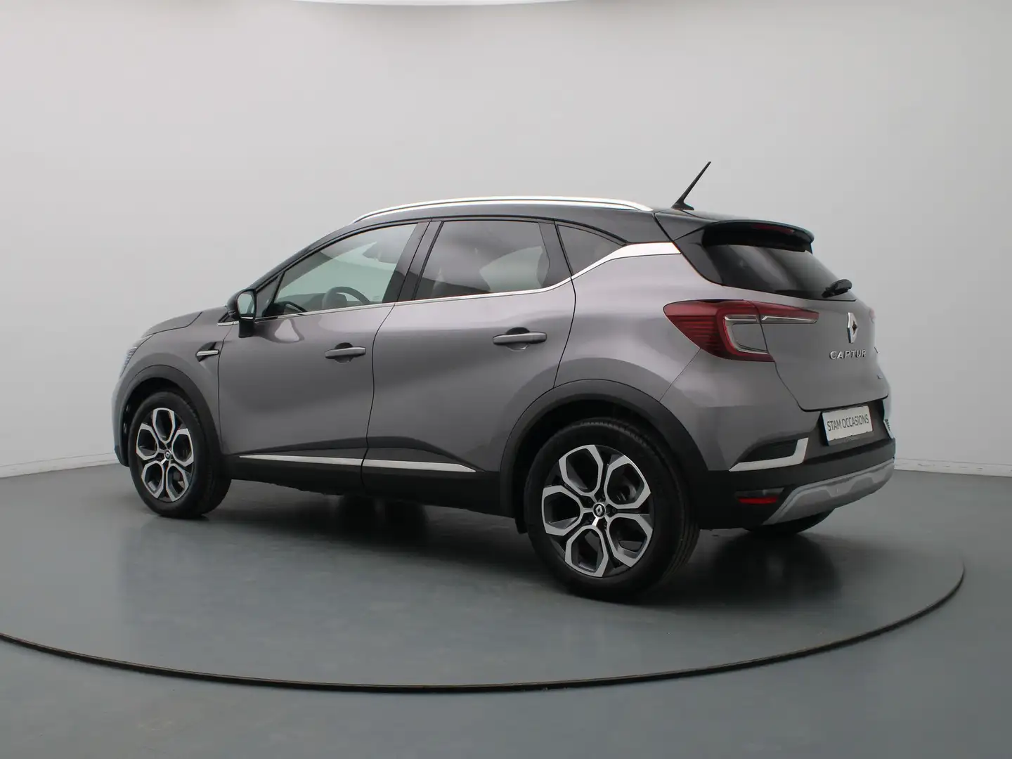 Renault Captur 145pk E-Tech Hybrid Intens Automaat Camera | Clima Grijs - 2