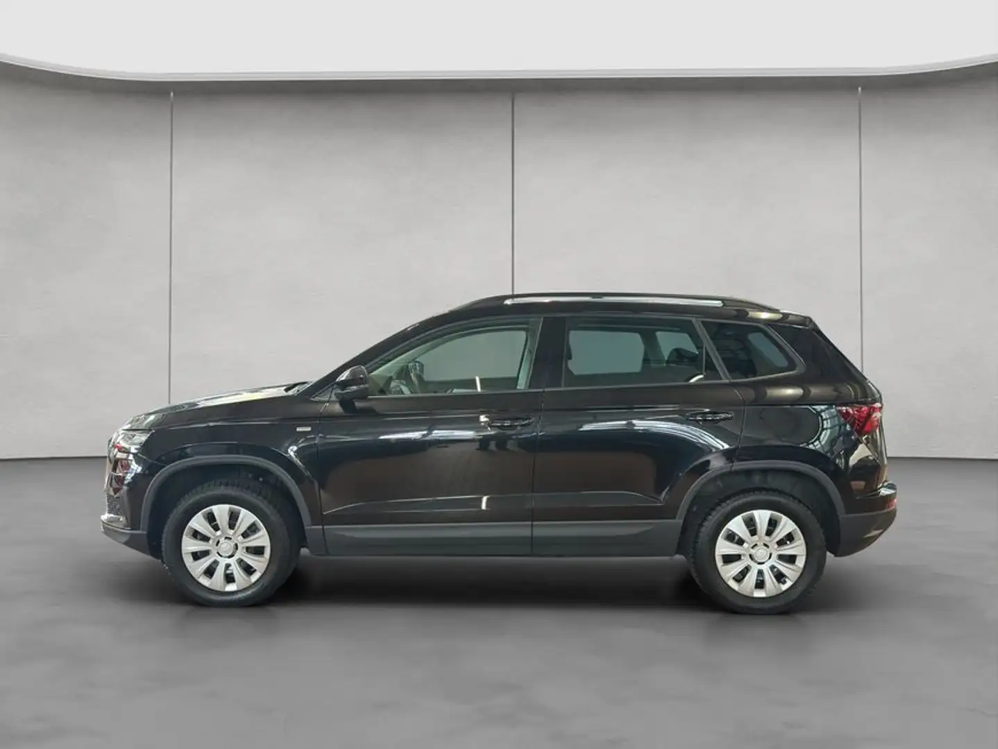 Skoda Karoq 1.5 TSI ACT DSG Selection AHK Schwarz - 2