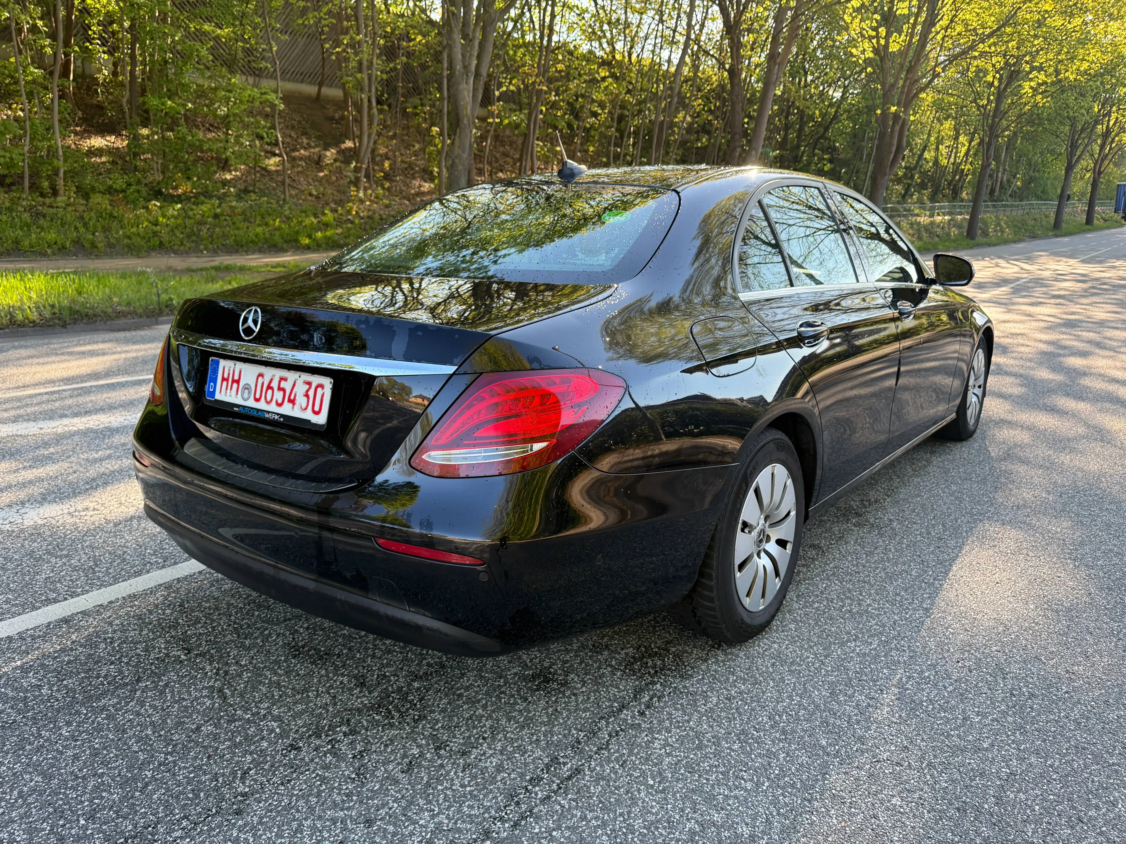 Mercedes-Benz E 220 -Limousine-Navi/Comand-PDC-TOP — photo 5