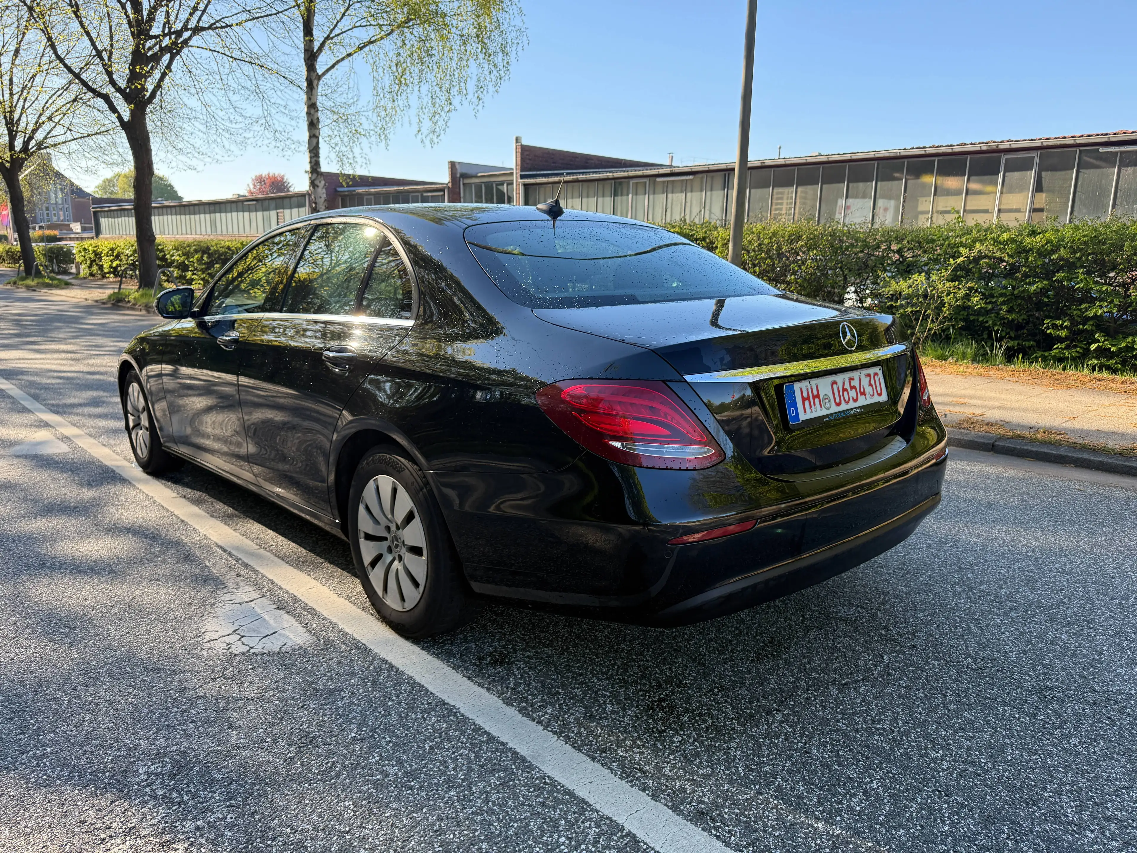 Mercedes-Benz E 220 -Limousine-Navi/Comand-PDC-TOP — photo 3